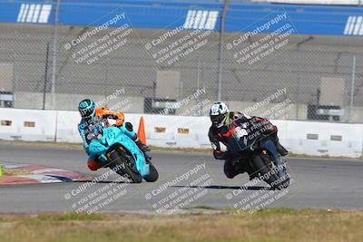 media/Nov-26-2022-Fastrack Riders (Sat) [[b001e85eef]]/Level 3/Session 3 Outside Turn 9/